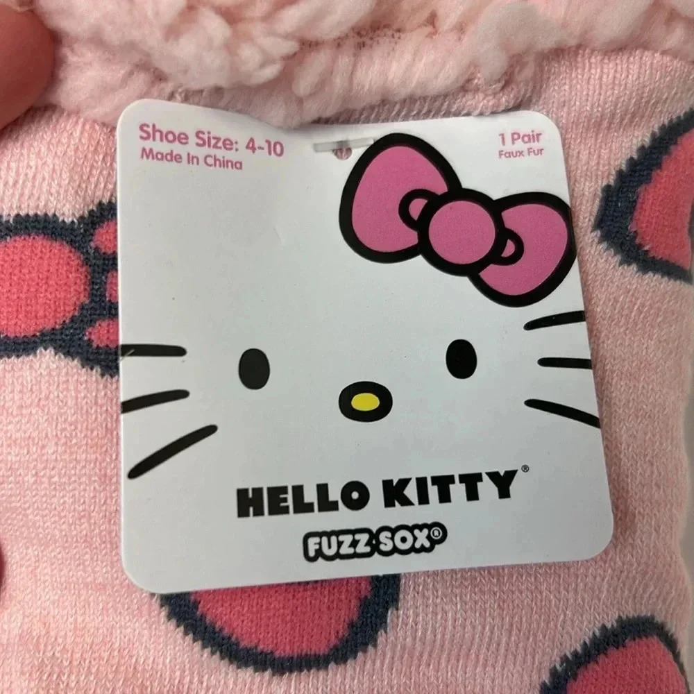 Nwt Hello Kitty, Fuzzy Sock Sherpa Lining Nonskid… - image 3